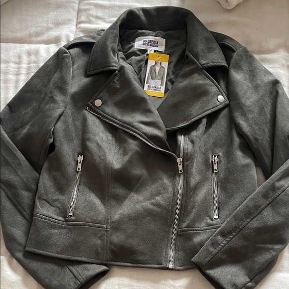 Green faux suede moto jacket nwt - Picture 2 of 5